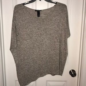 Short sleeve scoop neck sweater